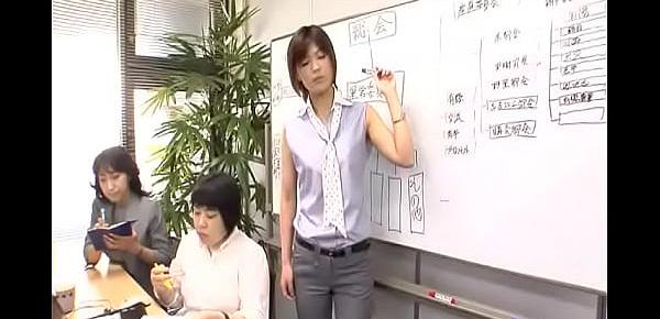  Japanese Girls Nude at Work ENF